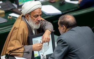 آقاتهرانی : رئیسی بودجه تحمیل شده در لایحه عفاف و حجاب را پذیرفته و امضا کرده است