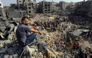 دست از مقایسه غزه با هر مصیبت و بدبختی دیگری در جهان بردارید