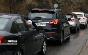 آزادراه تهران – شمال و جاده کرج – چالوس  یک طرفه شد/ ترافیک همچنان سنگین است