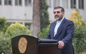وزیر ارشاد: سند ملی سبک پوشش ایرانی اسلامی در شورای عالی انقلاب فرهنگی تصویب شد