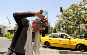 مدیریت بحران: تعطیلی و دورکاری ادارات کرمانشاه به دلیل گرمای هوا